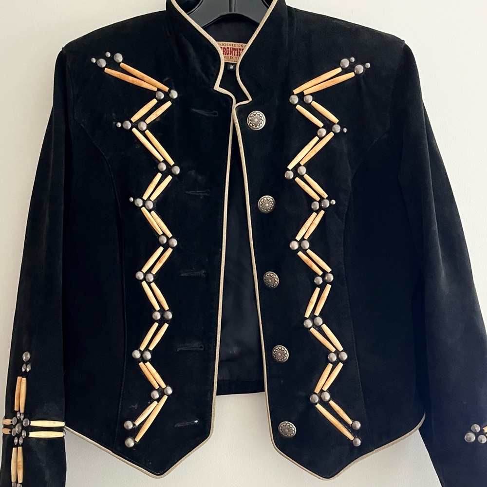UNIQUE vintage jacket: Black Suede: “Frontier Collection”. Medium ⚡️Wooden Beads